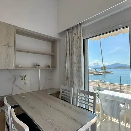 Leo Sea View * ساراندا