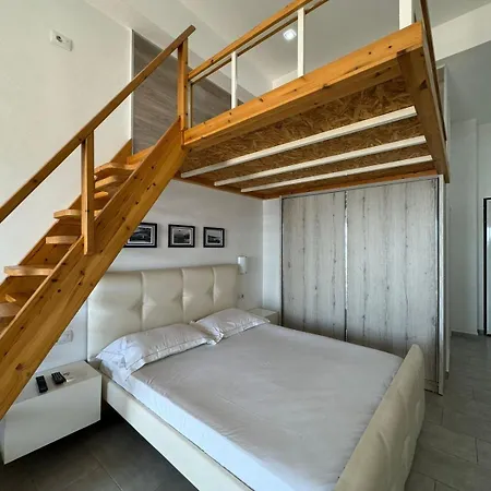 Leo Sea View شقة ساراندا